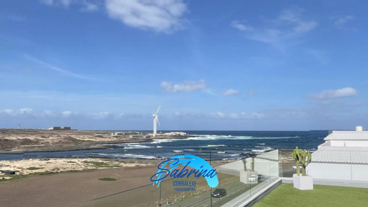 Grazioso Appartamento Al Bristol Sunset Vista コラレホ エクステリア 写真