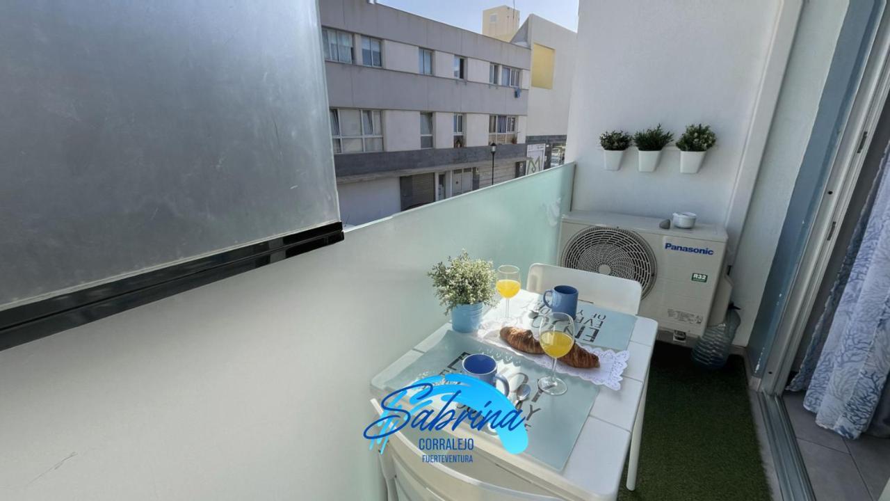 Grazioso Appartamento Al Bristol Sunset Vista コラレホ エクステリア 写真