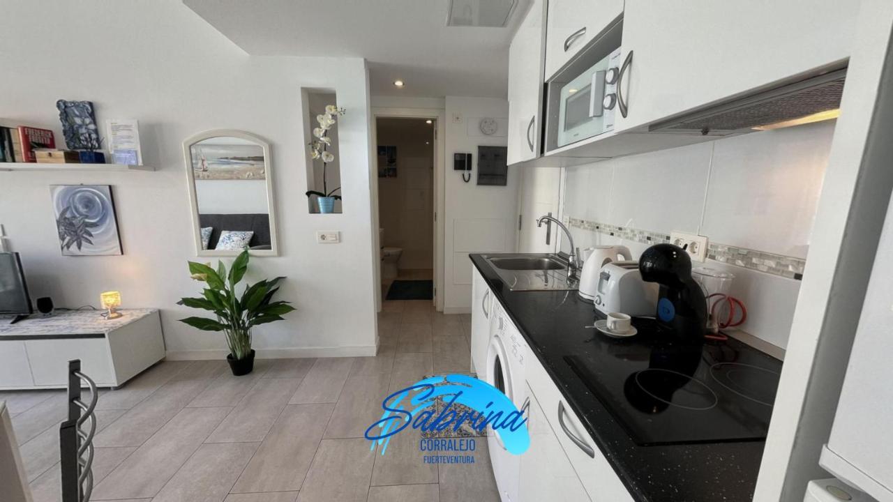 Grazioso Appartamento Al Bristol Sunset Vista コラレホ エクステリア 写真