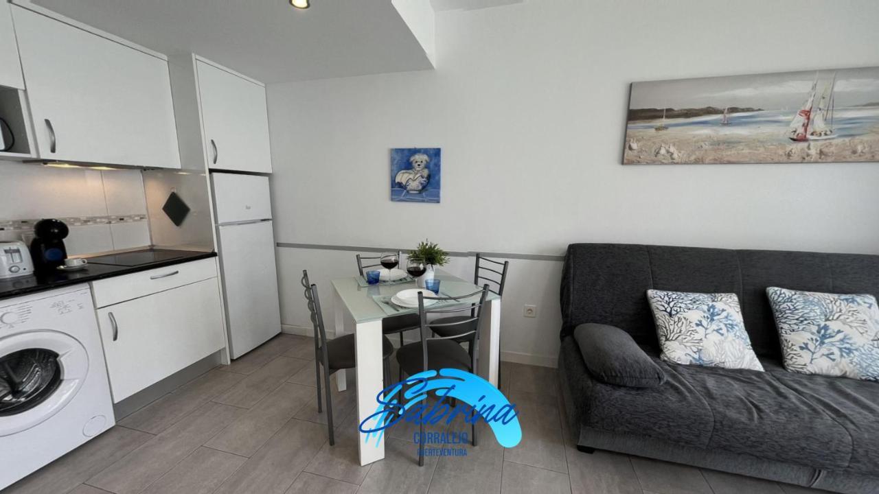 Grazioso Appartamento Al Bristol Sunset Vista コラレホ エクステリア 写真